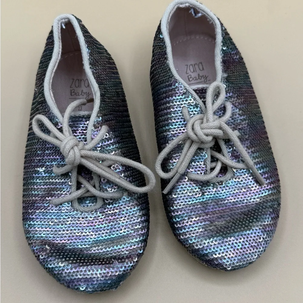 ZARA Baby Sequin Lace Up Shoes Size 23 Iridescent Sparkle Toddler Sneakers